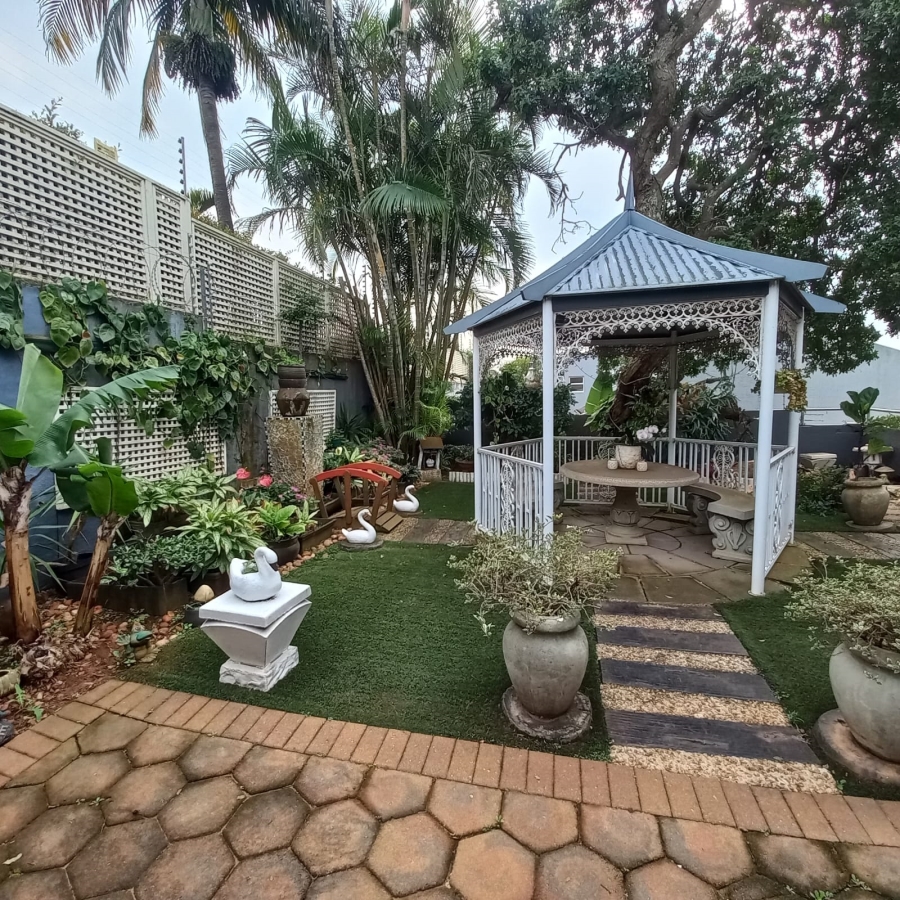 To Let 6 Bedroom Property for Rent in Umhlanga Ridge KwaZulu-Natal