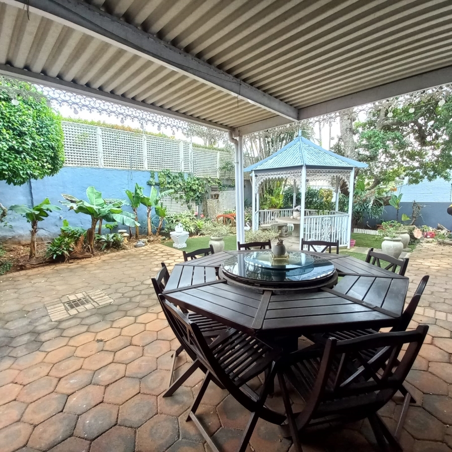 To Let 6 Bedroom Property for Rent in Umhlanga Ridge KwaZulu-Natal