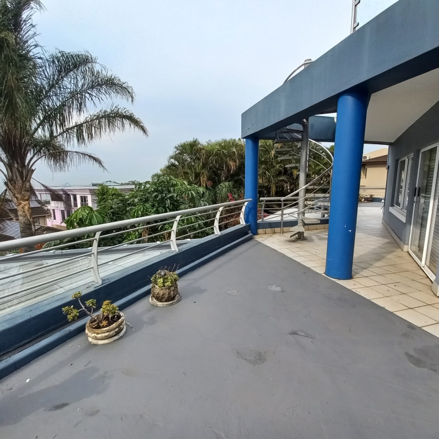 To Let 6 Bedroom Property for Rent in Umhlanga Ridge KwaZulu-Natal