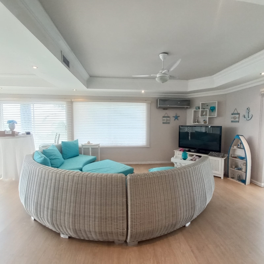 To Let 6 Bedroom Property for Rent in Umhlanga Ridge KwaZulu-Natal