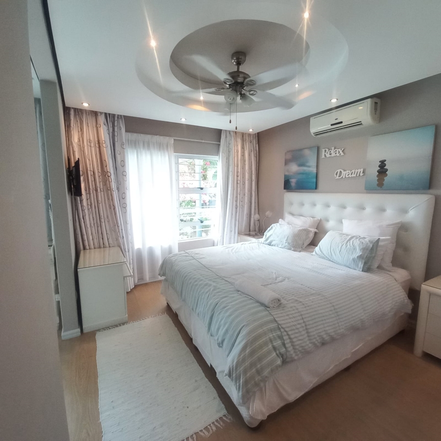 To Let 6 Bedroom Property for Rent in Umhlanga Ridge KwaZulu-Natal