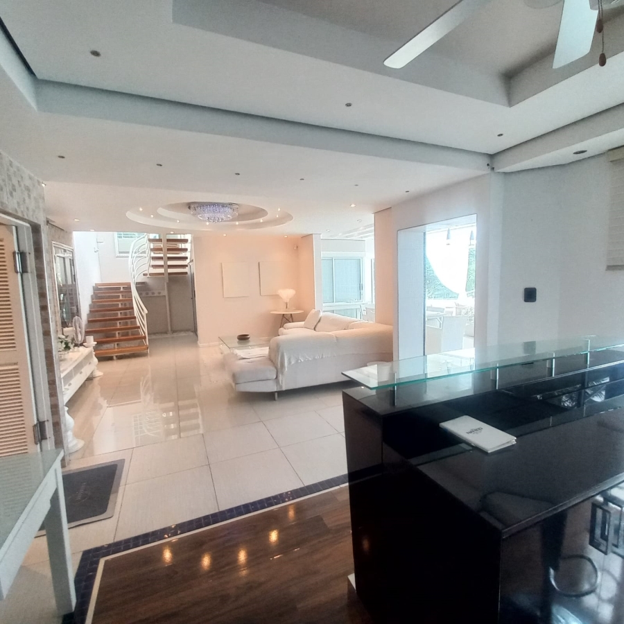 To Let 6 Bedroom Property for Rent in Umhlanga Ridge KwaZulu-Natal