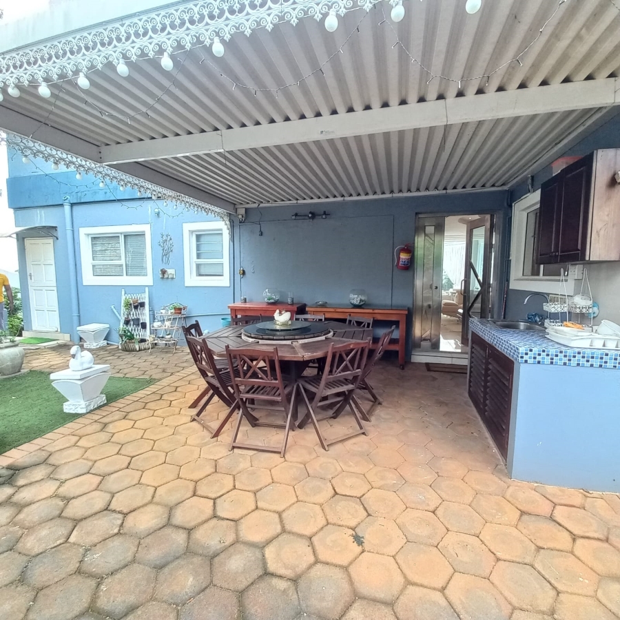 To Let 6 Bedroom Property for Rent in Umhlanga Ridge KwaZulu-Natal