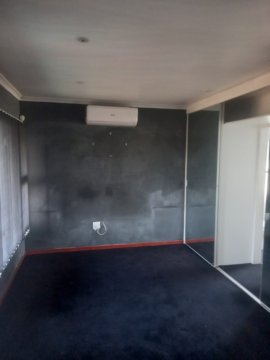 3 Bedroom Property for Sale in Bluff KwaZulu-Natal
