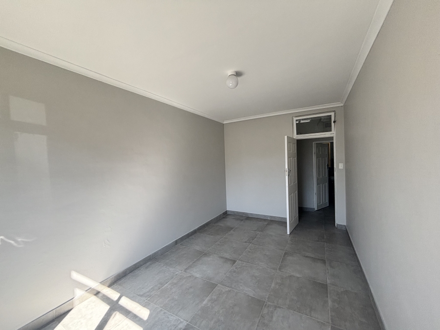 To Let 3 Bedroom Property for Rent in Sea View KwaZulu-Natal