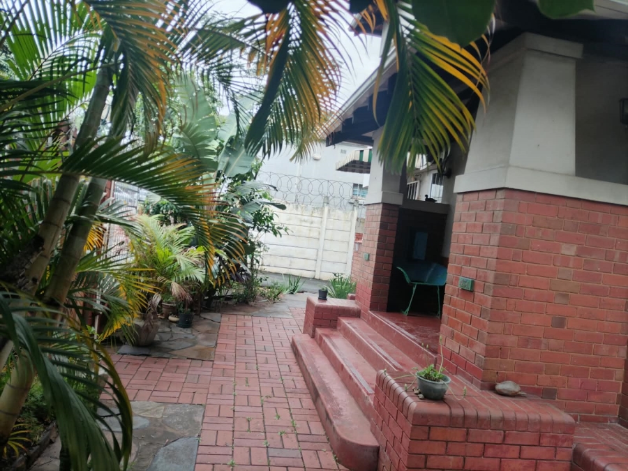 2 Bedroom Property for Sale in Glenwood KwaZulu-Natal