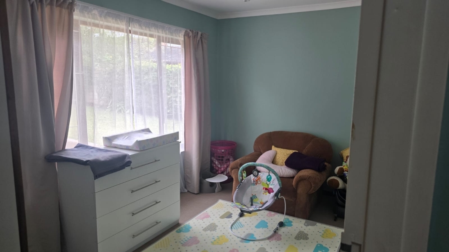 To Let 3 Bedroom Property for Rent in Signal Hill KwaZulu-Natal
