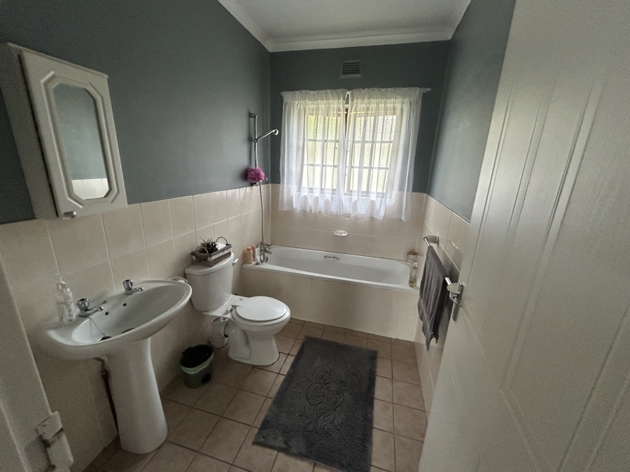 To Let 3 Bedroom Property for Rent in Hilton Gardens KwaZulu-Natal