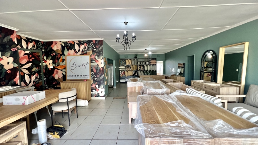 Commercial Property for Sale in Hayfields KwaZulu-Natal