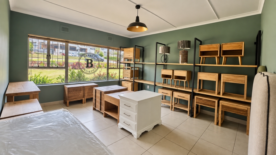 Commercial Property for Sale in Hayfields KwaZulu-Natal