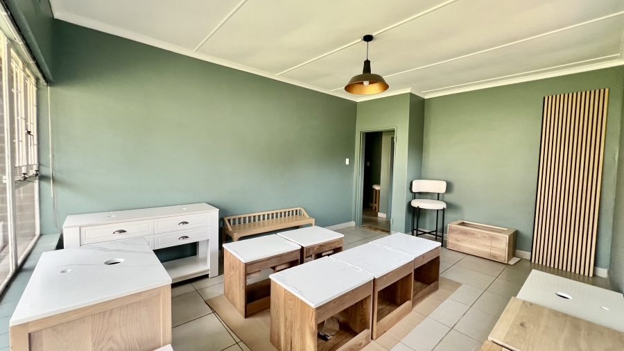 Commercial Property for Sale in Hayfields KwaZulu-Natal
