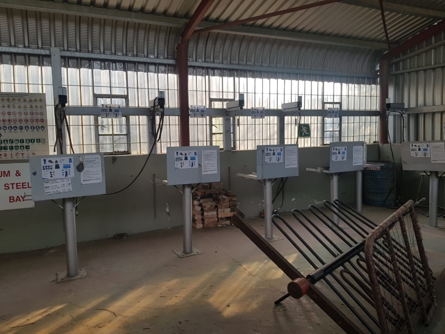 Commercial Property for Sale in Mooi River KwaZulu-Natal