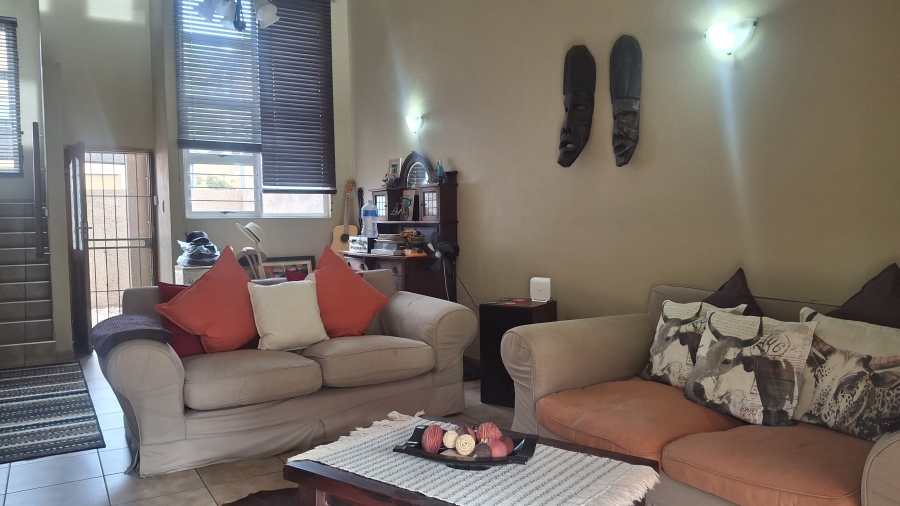 3 Bedroom Property for Sale in Amanzimtoti KwaZulu-Natal