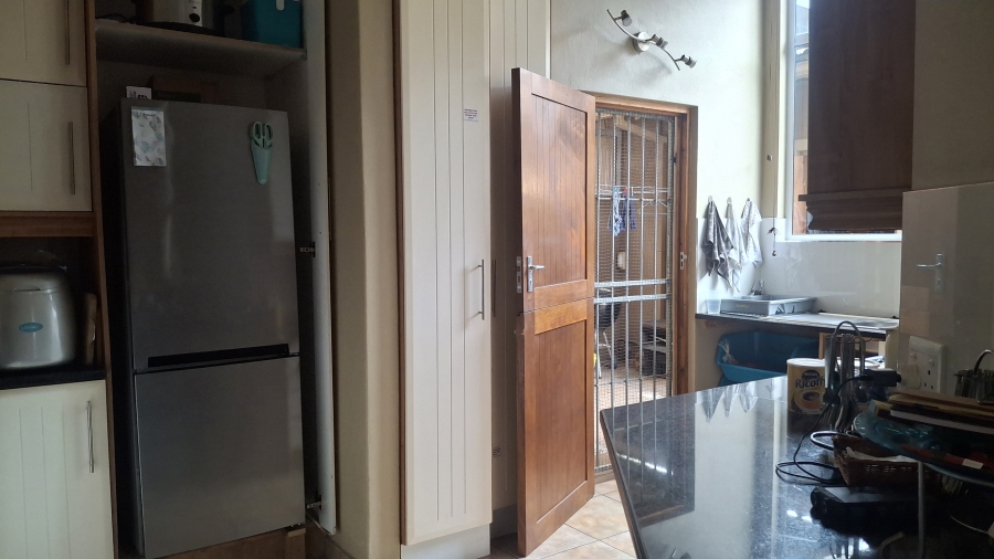 3 Bedroom Property for Sale in Amanzimtoti KwaZulu-Natal