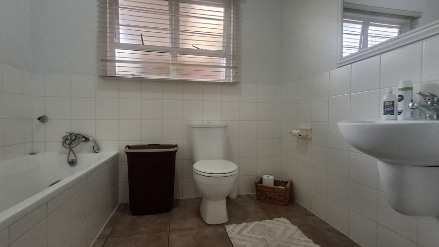 3 Bedroom Property for Sale in Amanzimtoti KwaZulu-Natal