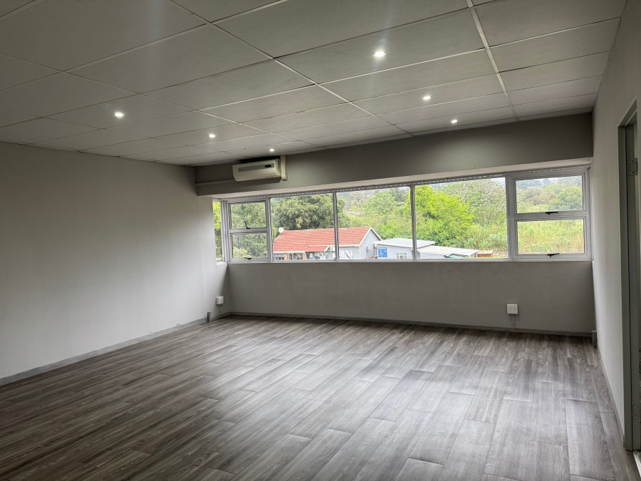 To Let 3 Bedroom Property for Rent in Chasedene KwaZulu-Natal