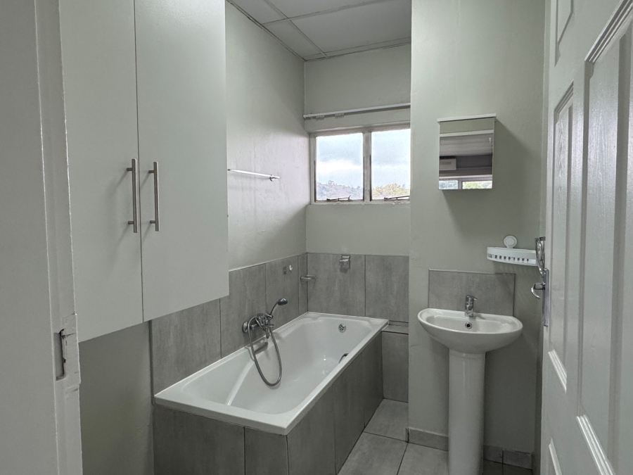 To Let 3 Bedroom Property for Rent in Chasedene KwaZulu-Natal