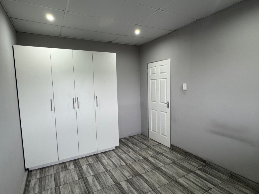 To Let 3 Bedroom Property for Rent in Chasedene KwaZulu-Natal