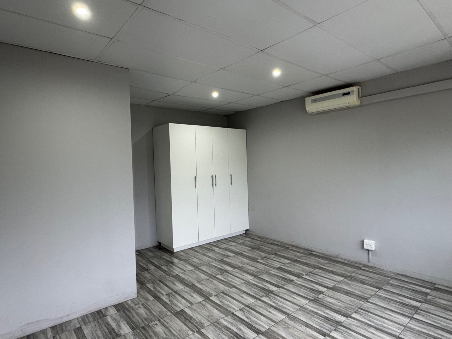 To Let 3 Bedroom Property for Rent in Chasedene KwaZulu-Natal