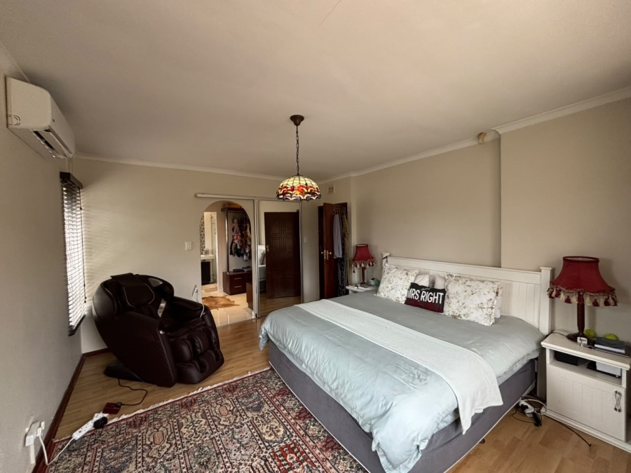 5 Bedroom Property for Sale in Greenwood Park KwaZulu-Natal