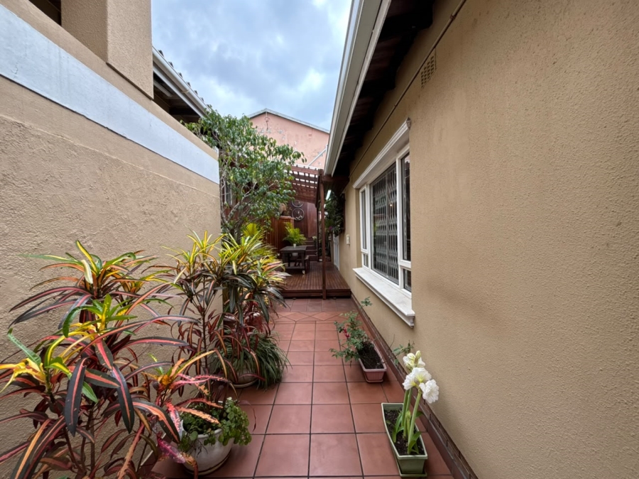 5 Bedroom Property for Sale in Greenwood Park KwaZulu-Natal