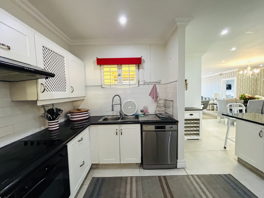 3 Bedroom Property for Sale in La Lucia KwaZulu-Natal