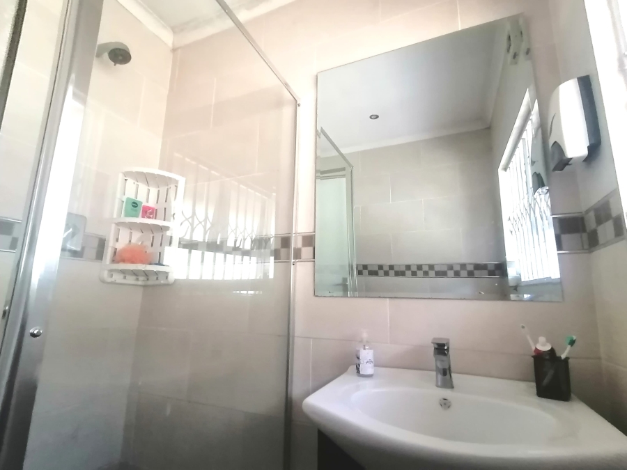 3 Bedroom Property for Sale in Westbrook KwaZulu-Natal