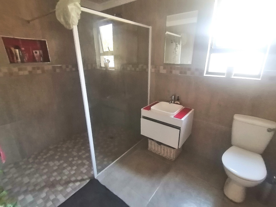 3 Bedroom Property for Sale in Westbrook KwaZulu-Natal