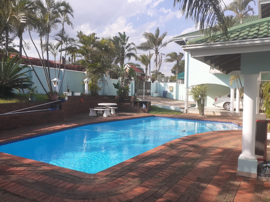 6 Bedroom Property for Sale in Herrwood Park KwaZulu-Natal