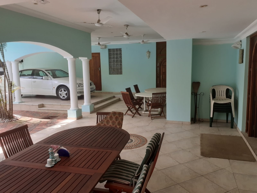 6 Bedroom Property for Sale in Herrwood Park KwaZulu-Natal