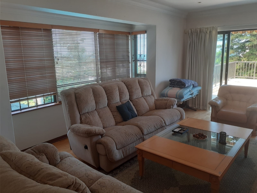 6 Bedroom Property for Sale in Herrwood Park KwaZulu-Natal