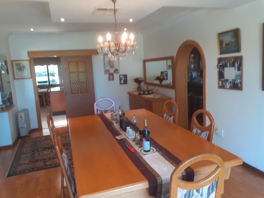 6 Bedroom Property for Sale in Herrwood Park KwaZulu-Natal