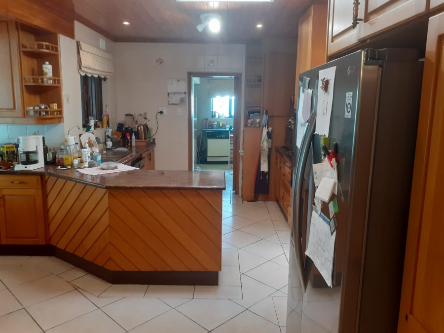 6 Bedroom Property for Sale in Herrwood Park KwaZulu-Natal