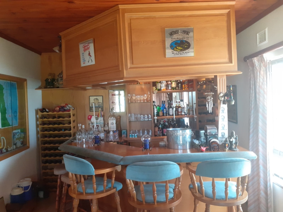 6 Bedroom Property for Sale in Herrwood Park KwaZulu-Natal