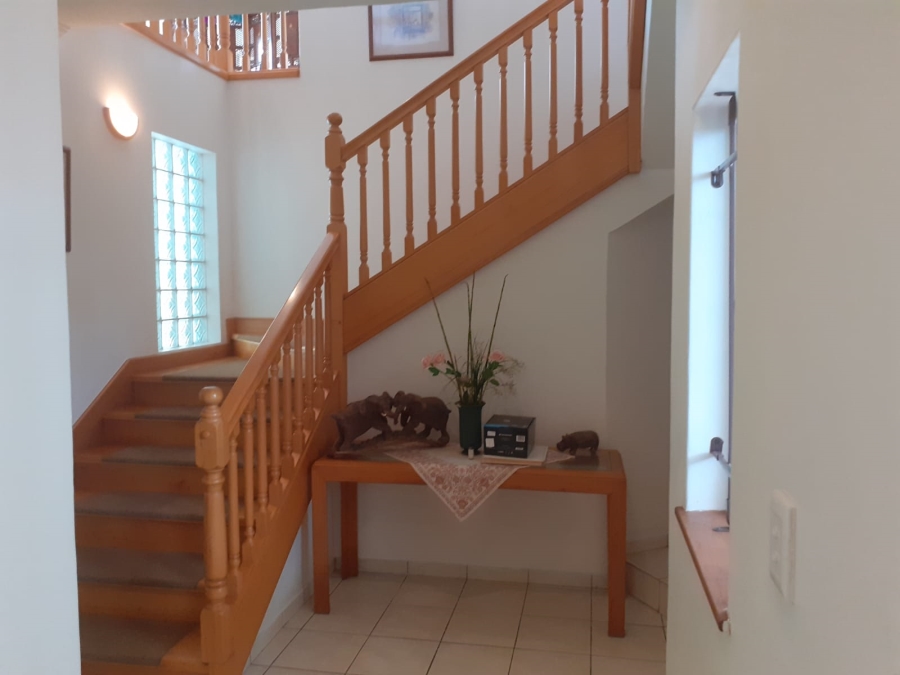 6 Bedroom Property for Sale in Herrwood Park KwaZulu-Natal