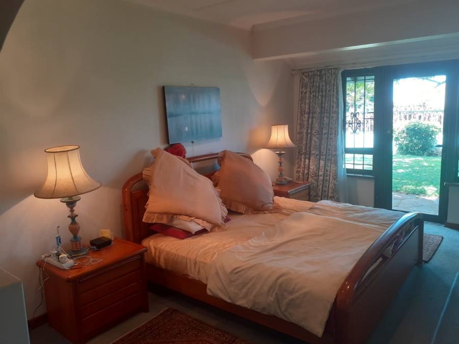 6 Bedroom Property for Sale in Herrwood Park KwaZulu-Natal