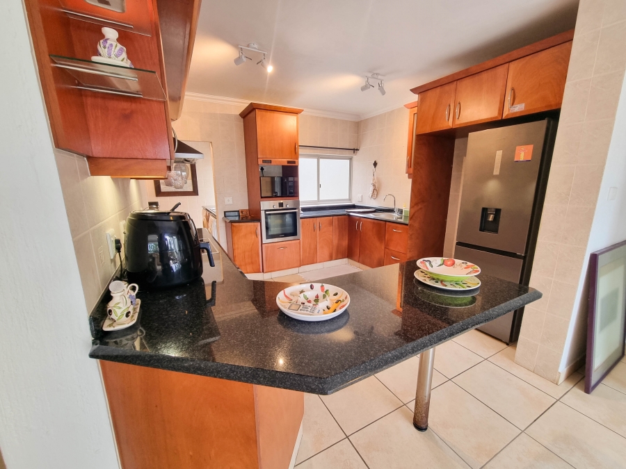 3 Bedroom Property for Sale in Umhlanga KwaZulu-Natal