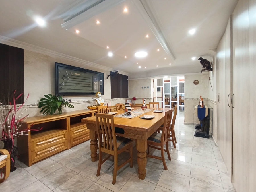 4 Bedroom Property for Sale in La Lucia KwaZulu-Natal