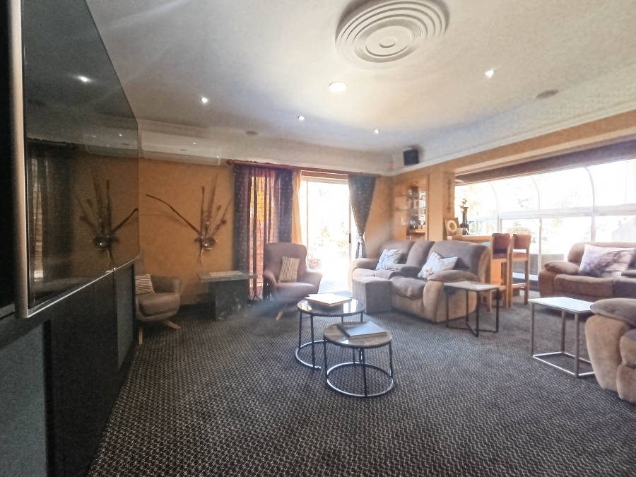 4 Bedroom Property for Sale in La Lucia KwaZulu-Natal