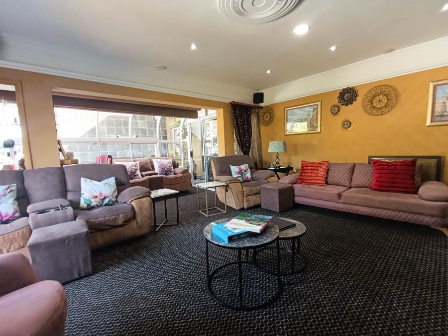 4 Bedroom Property for Sale in La Lucia KwaZulu-Natal