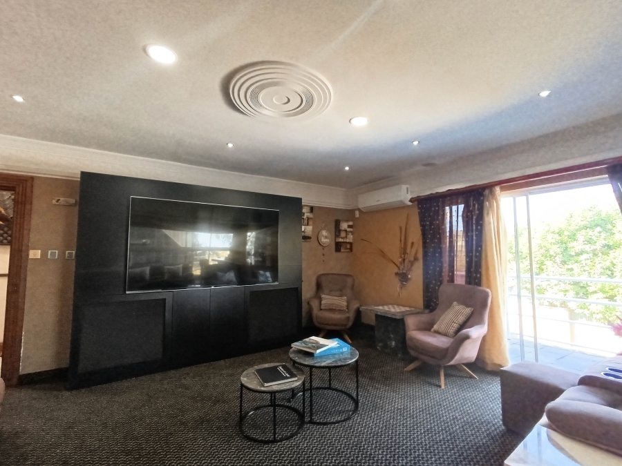 4 Bedroom Property for Sale in La Lucia KwaZulu-Natal