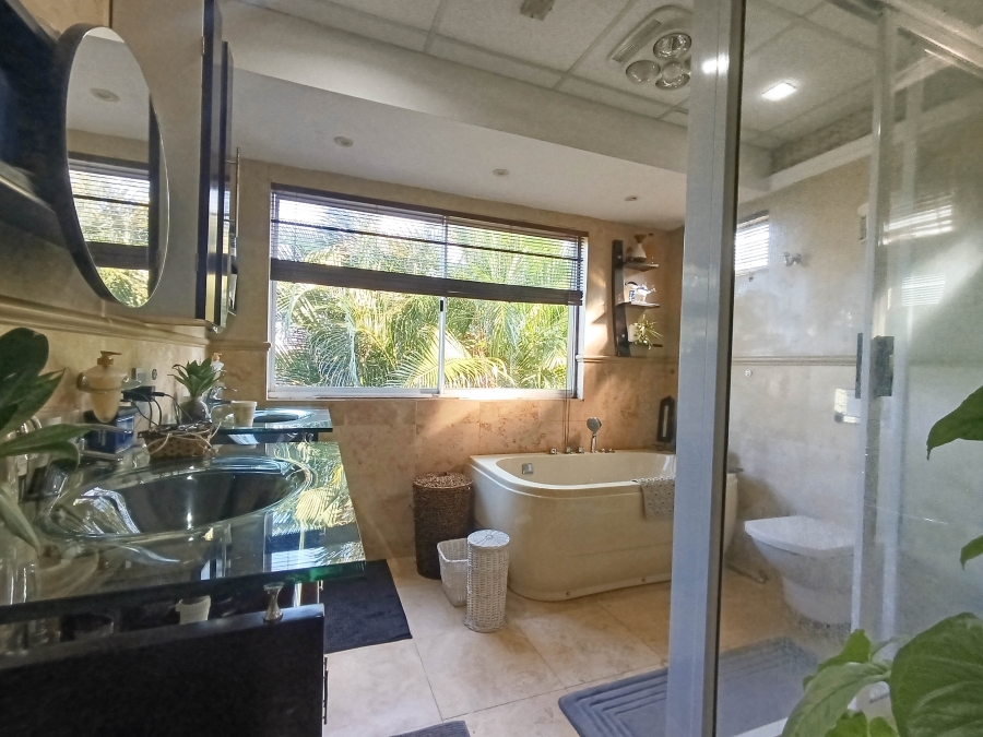 4 Bedroom Property for Sale in La Lucia KwaZulu-Natal