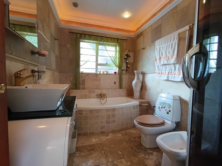 4 Bedroom Property for Sale in La Lucia KwaZulu-Natal