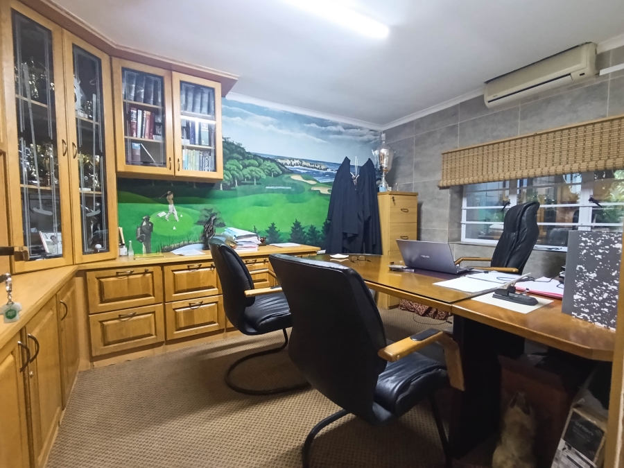 4 Bedroom Property for Sale in La Lucia KwaZulu-Natal