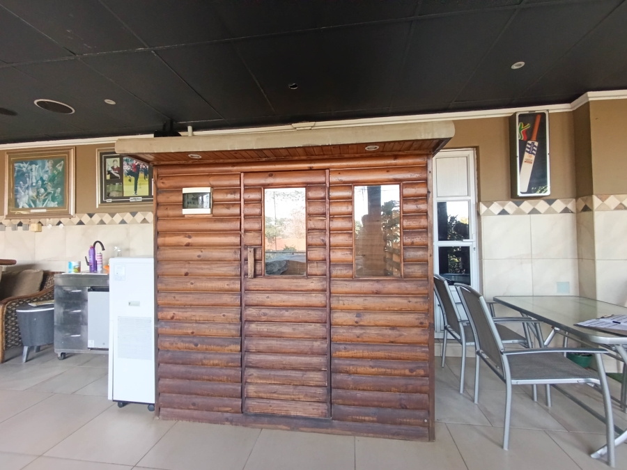 4 Bedroom Property for Sale in La Lucia KwaZulu-Natal