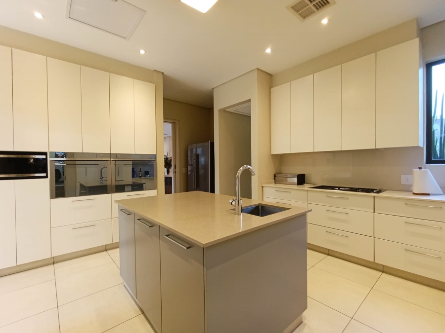 5 Bedroom Property for Sale in Hawaan Forest Estate KwaZulu-Natal