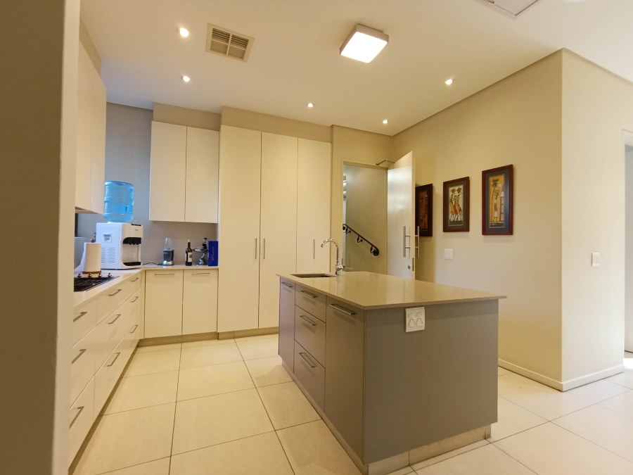 5 Bedroom Property for Sale in Hawaan Forest Estate KwaZulu-Natal