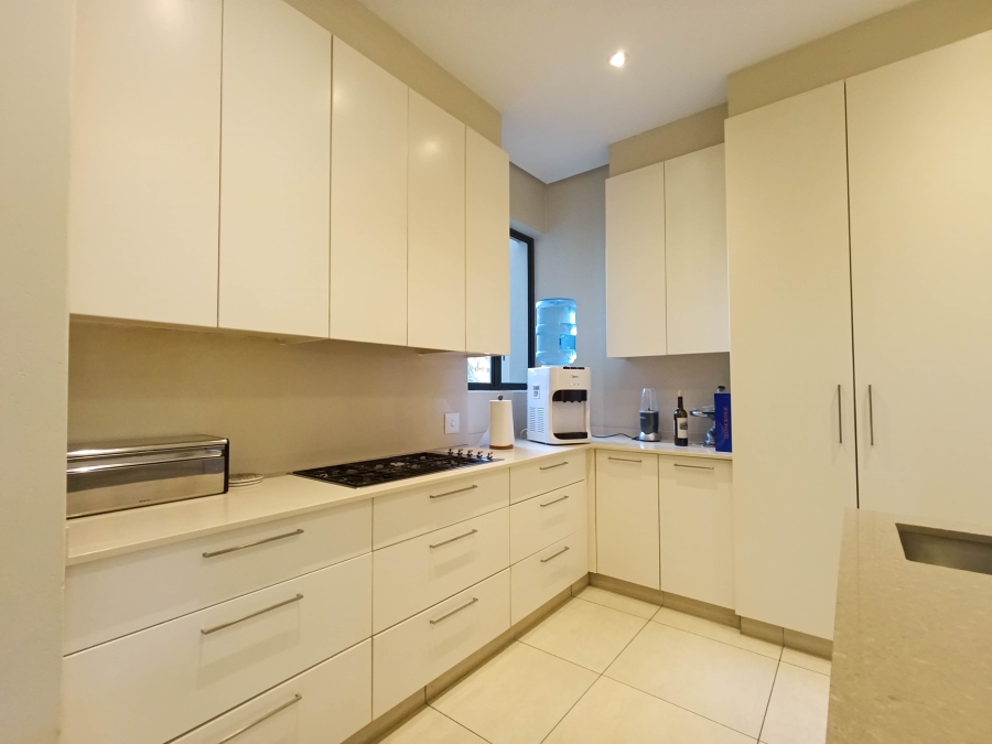 5 Bedroom Property for Sale in Hawaan Forest Estate KwaZulu-Natal
