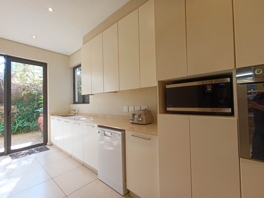 5 Bedroom Property for Sale in Hawaan Forest Estate KwaZulu-Natal