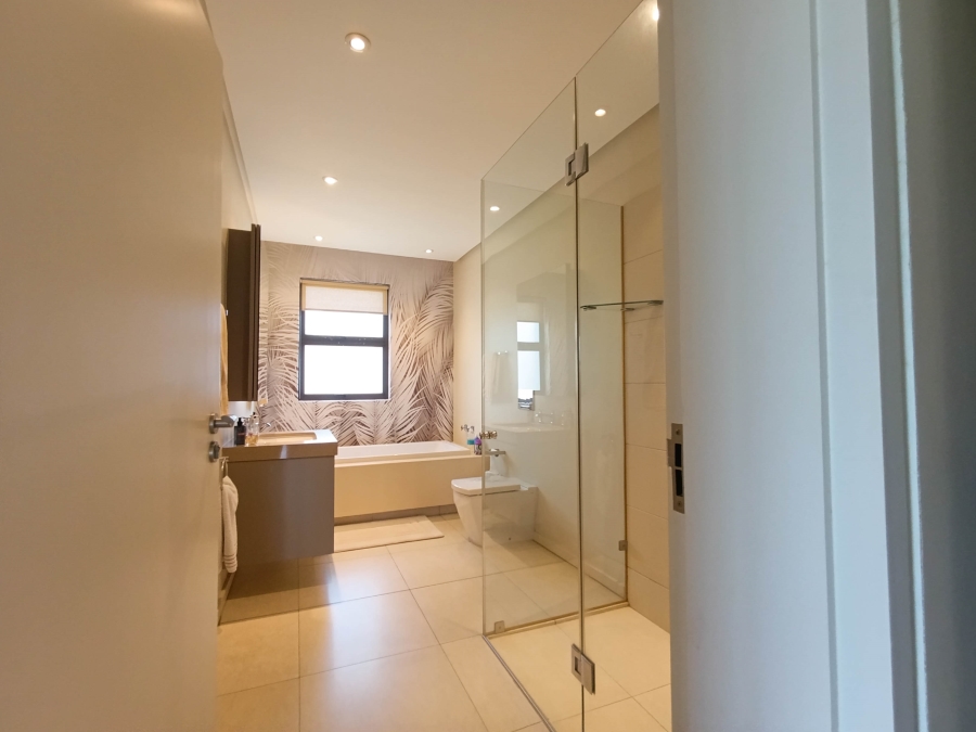5 Bedroom Property for Sale in Hawaan Forest Estate KwaZulu-Natal